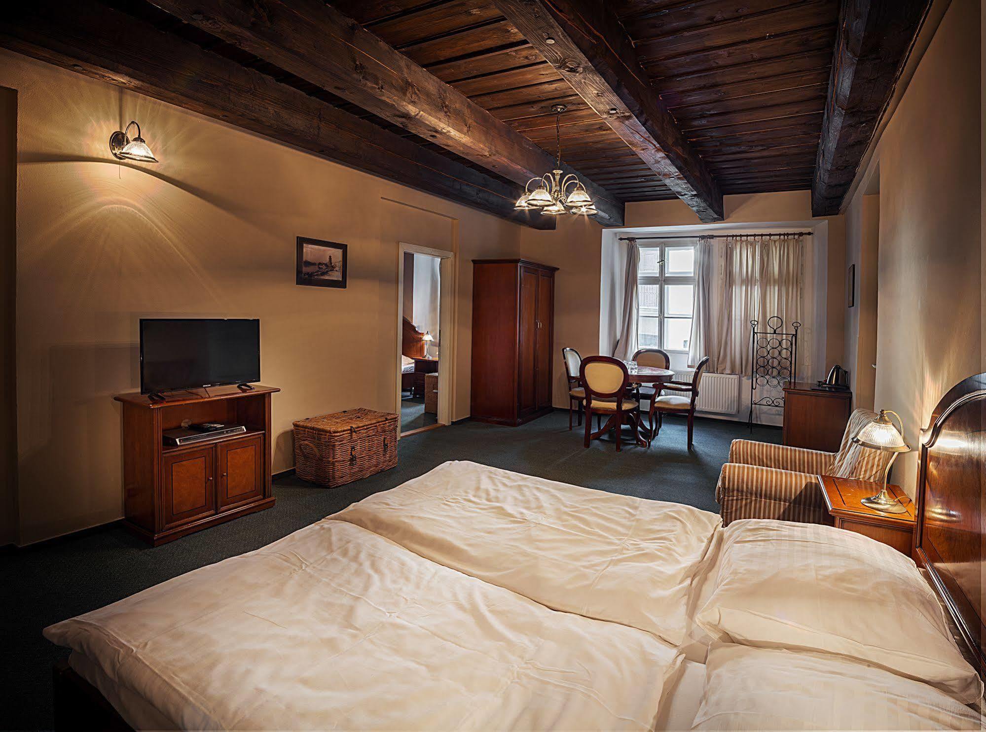 Hotel U Tri Bubnu 3*